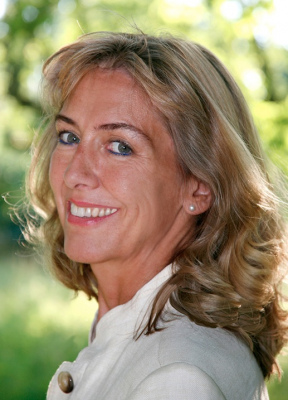  Christel Alisha van der Walle